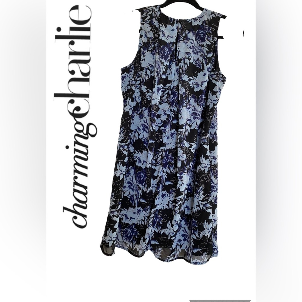 CHARMING CHARLIE Floral kick pleat Dress Black Blue silver SZ L keyhole opening